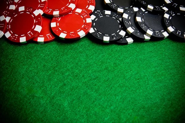 Auto Roulette betting interface on kuy138 login mobile showing number grid and chip placement